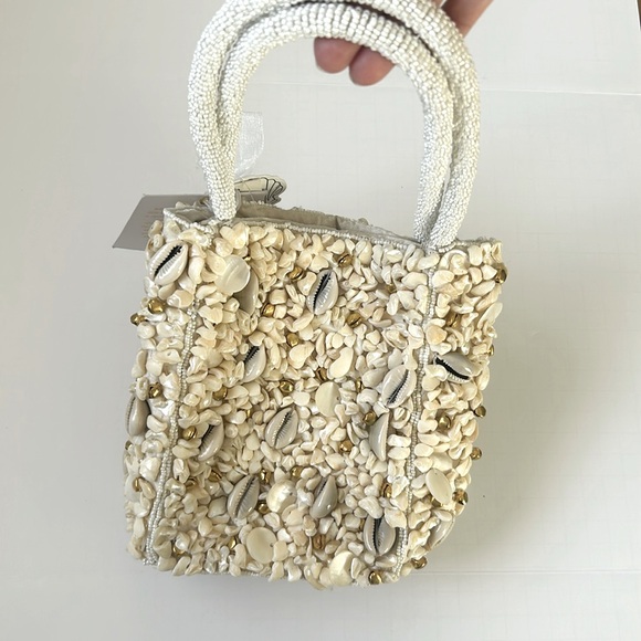 Viral TikTok White Cream Beaded Shell Seashell Embellished Mini Bag - Picture 1 of 13